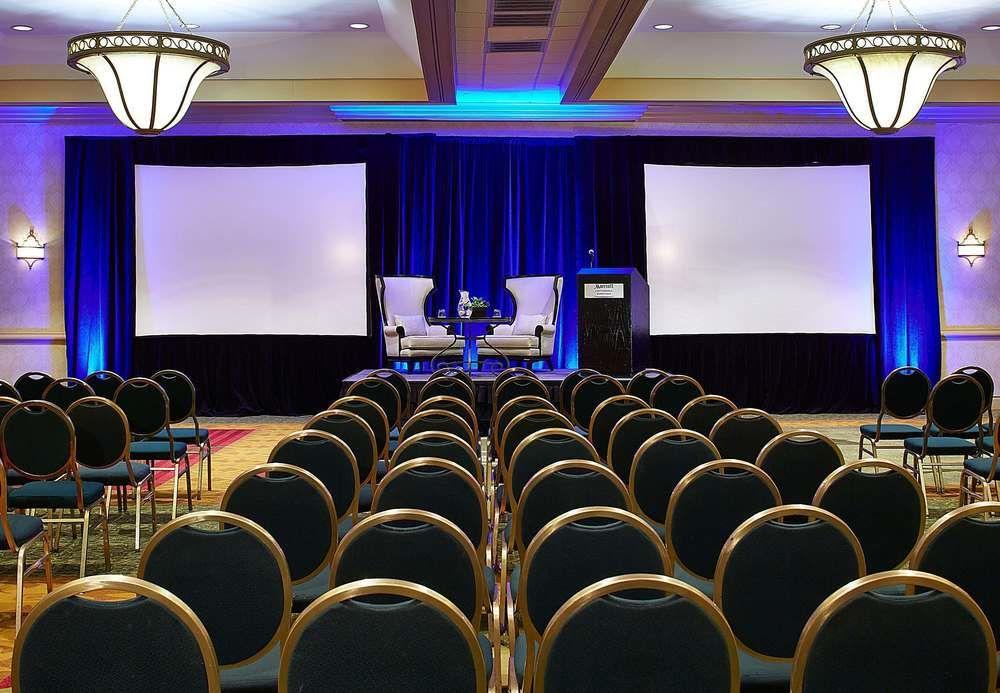 Hotel Marriott Downtown 3*