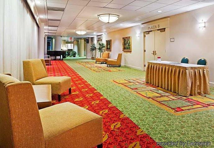 Marriott Downtown Hotel 3*