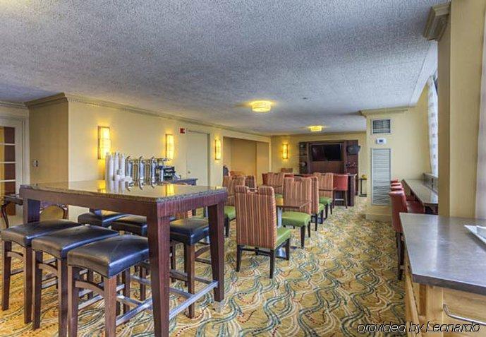 Marriott Downtown Hotel 3*